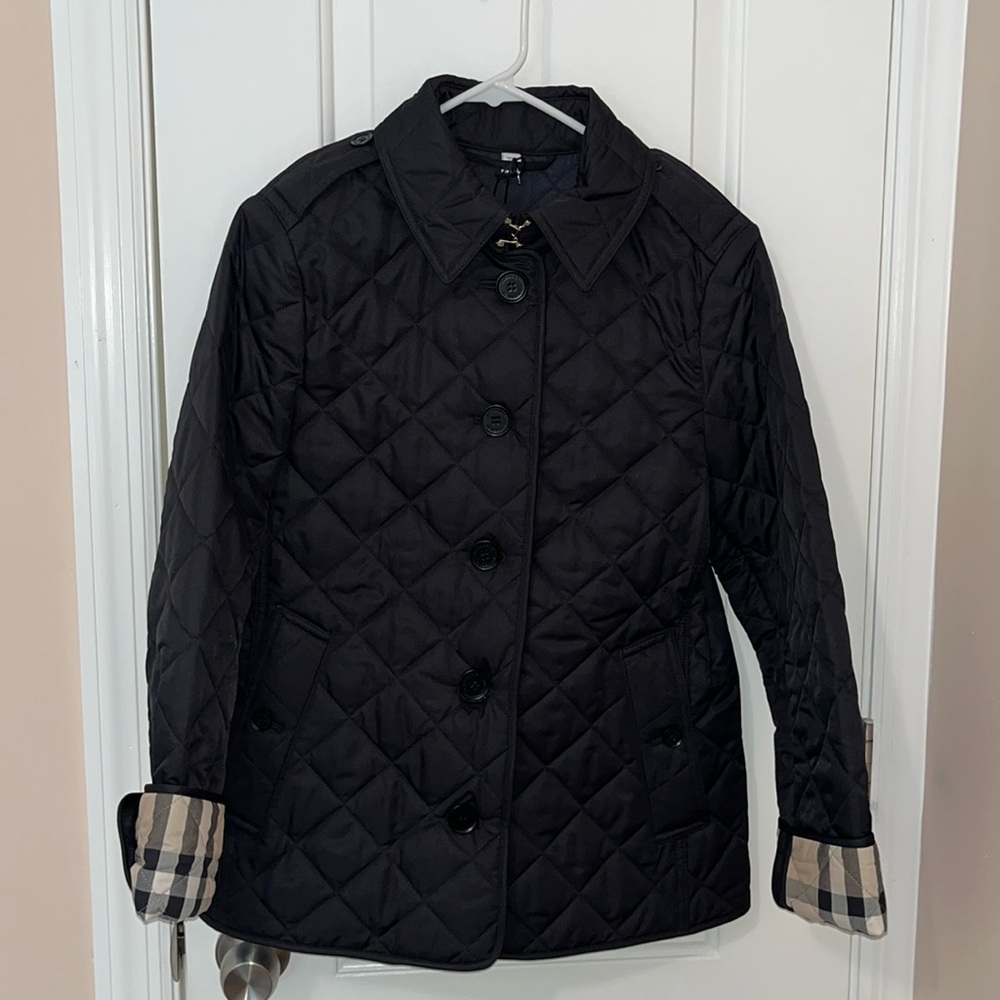 NWT BURBERRY FRANKBY NAVY JACKET.